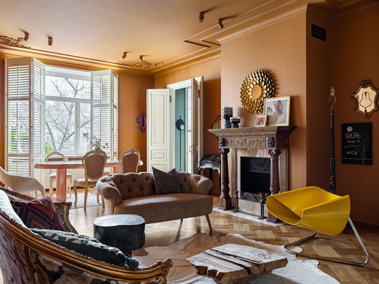 The living room of a Moscow apartment renovated by Anna Erman