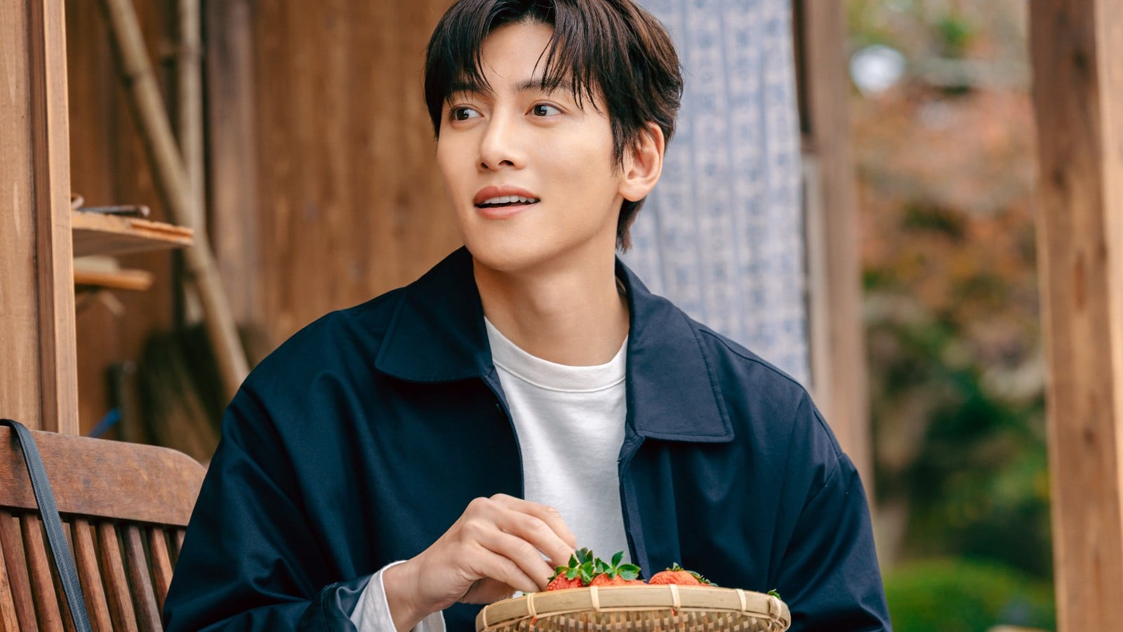 Ji Chang-wook in Merry Berry Love play a K-drama city boys who moves to the countryside