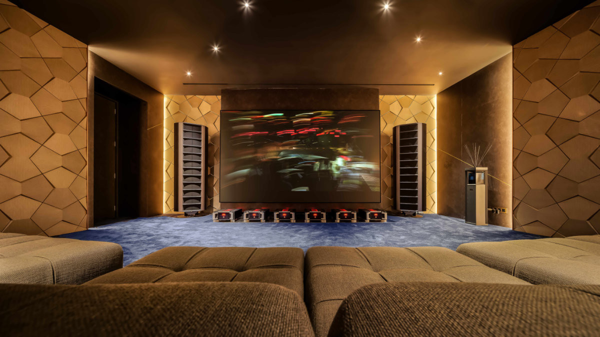 The audio-visual room, equipped with Mark Levinson amplification, is where the parents escape in peace or the children are entertained