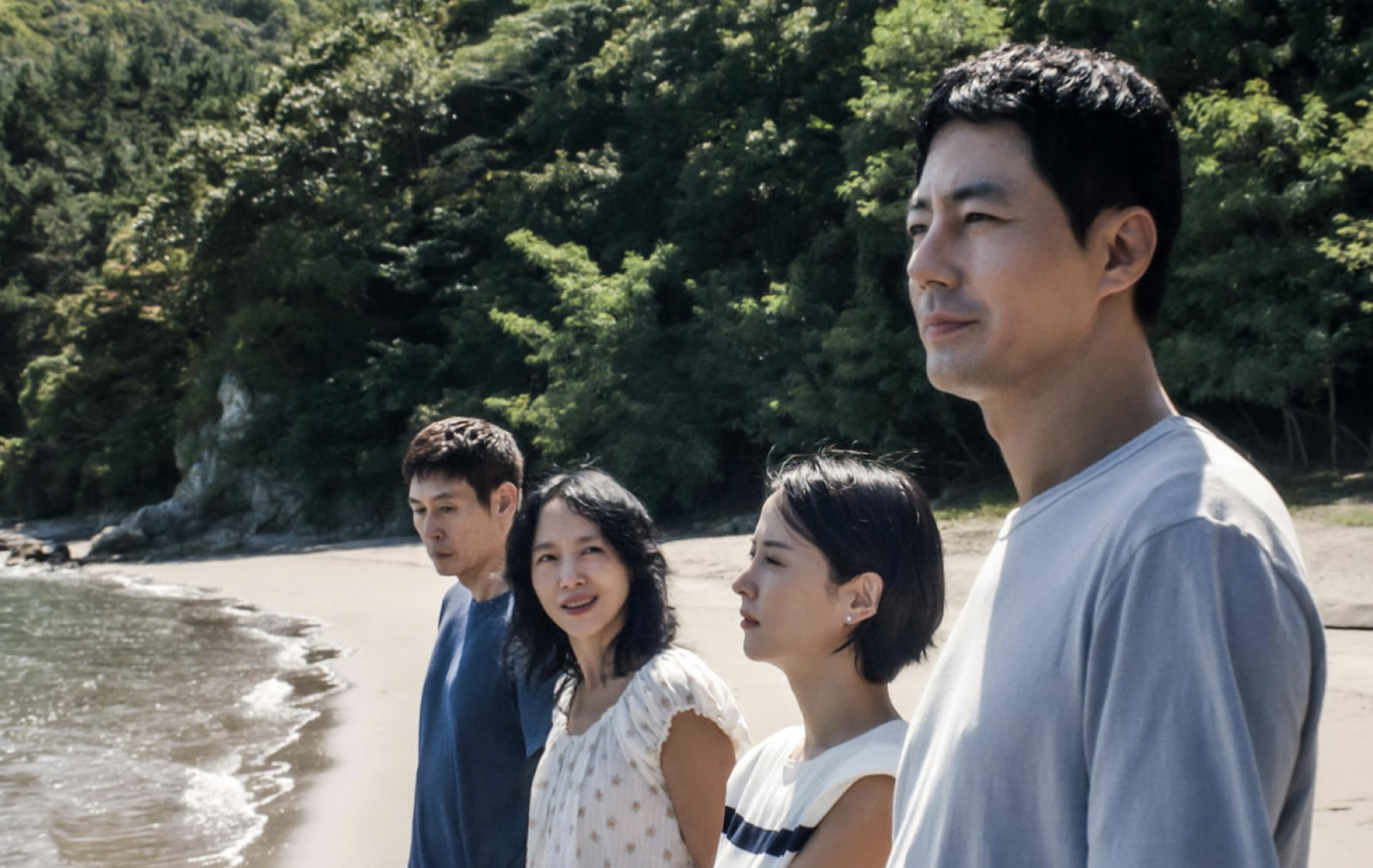 Lee Chang-dong’s return to cinema brings together a powerhouse cast to dissect class divisions and unspoken desires in ‘Possible Love’. Here is your definitive look at who is who, from long-time collaborators to rising stars, and how their characters shape this tense, layered drama (Photo: IMDb)