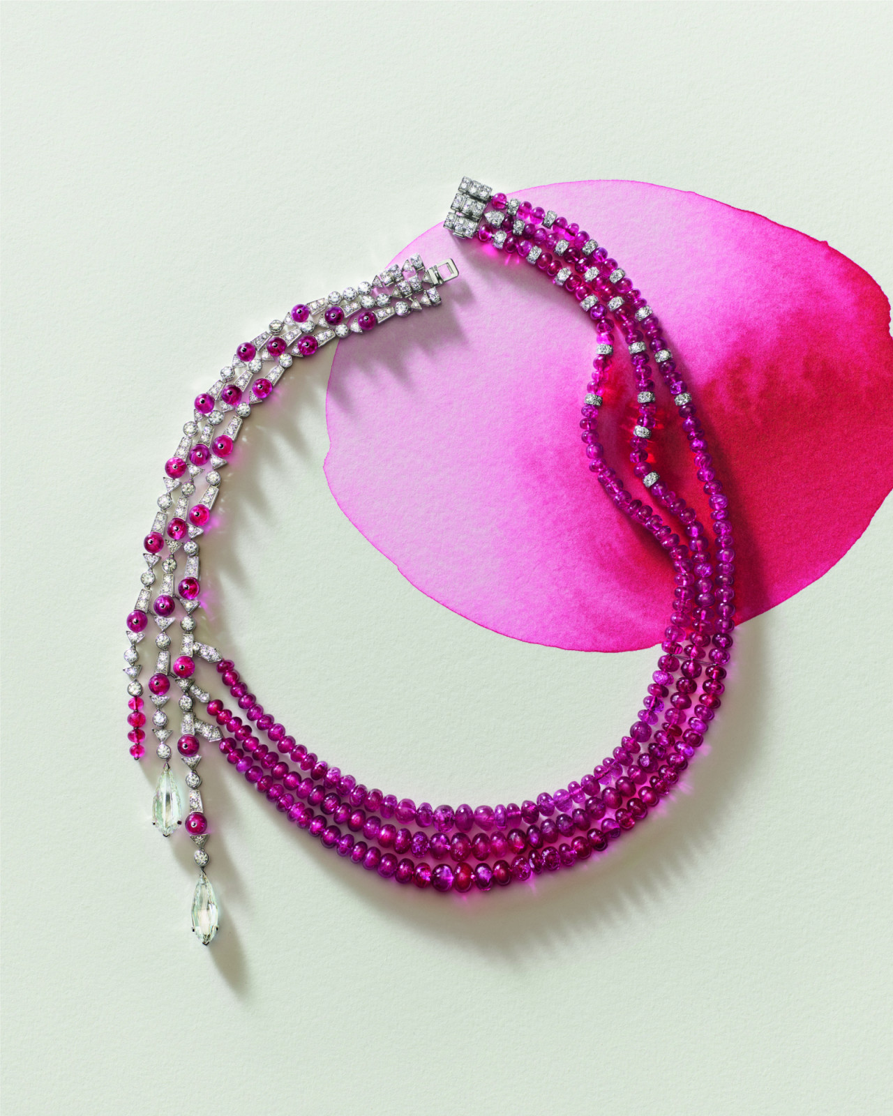《Le Chœur des Pierres》頂級珠寶系列 Tipaza項鍊。(Photo: Cartier)。