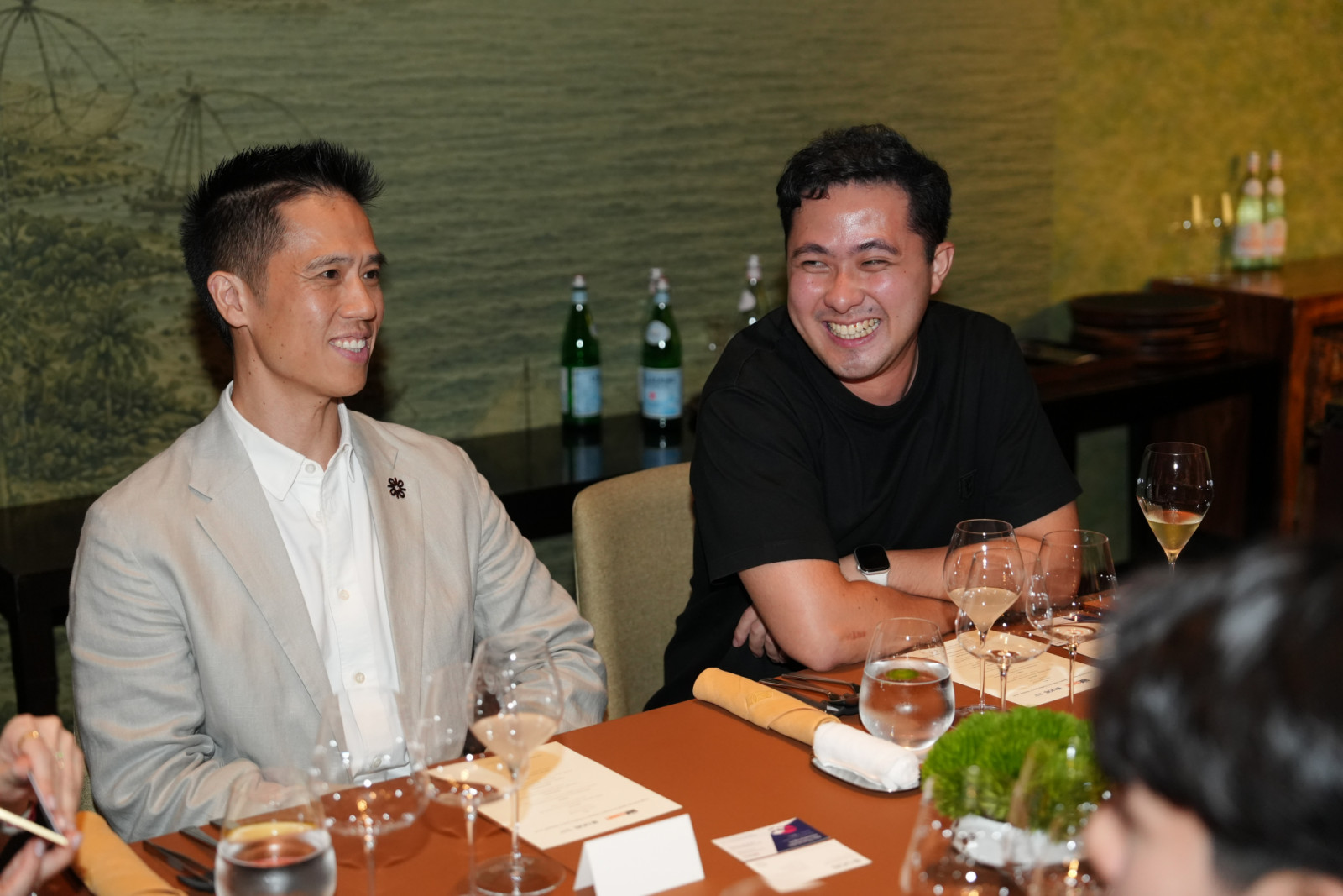 UOB Private Dinner: ดินเนอร์สุดเอ็กซ์คลูซีฟเพื่อเหล่าผู้นำรุ่นใหม่และแขกคนสำคัญ ณ ห้องอาหาร Sra Bua by Nhum Weerawat โรงแรม Siam Kempinski (ภาพ: Tatler)