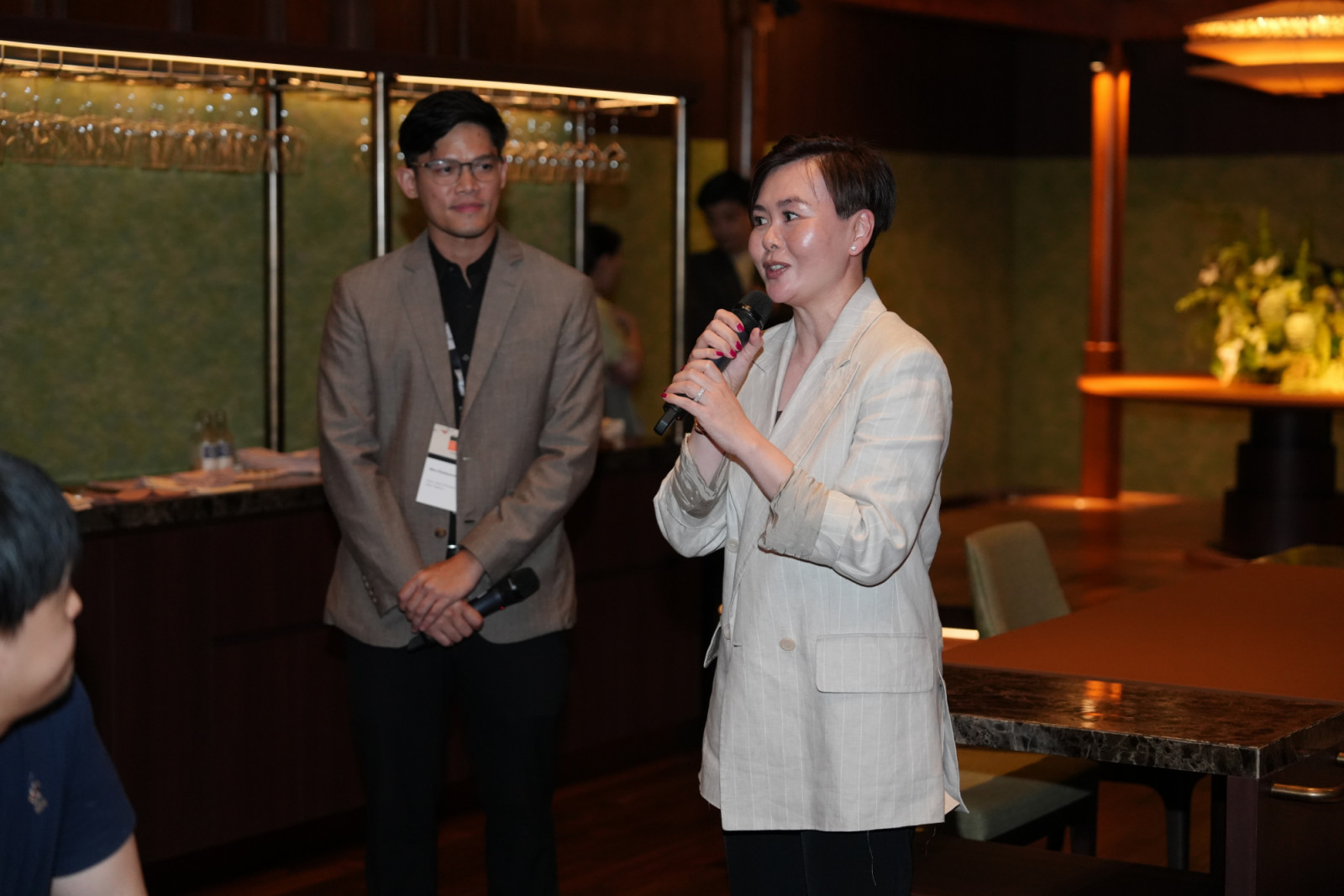 UOB Private Dinner: ดินเนอร์สุดเอ็กซ์คลูซีฟเพื่อเหล่าผู้นำรุ่นใหม่และแขกคนสำคัญ ณ ห้องอาหาร Sra Bua by Nhum Weerawat โรงแรม Siam Kempinski (ภาพ: Tatler)