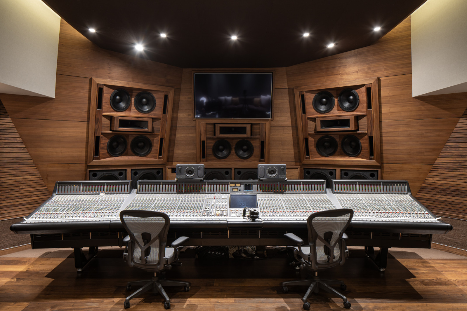The professional recording studio, tailored to Dr Dre’s creative and technical requirements