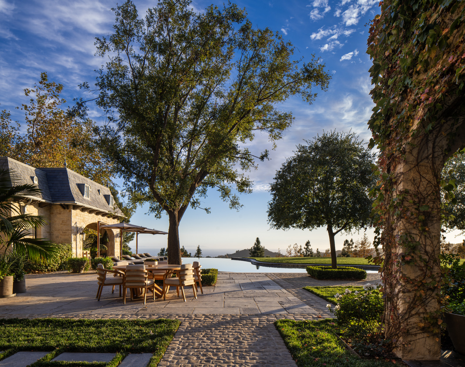 The connection between indoors and out that is characteristic of California living