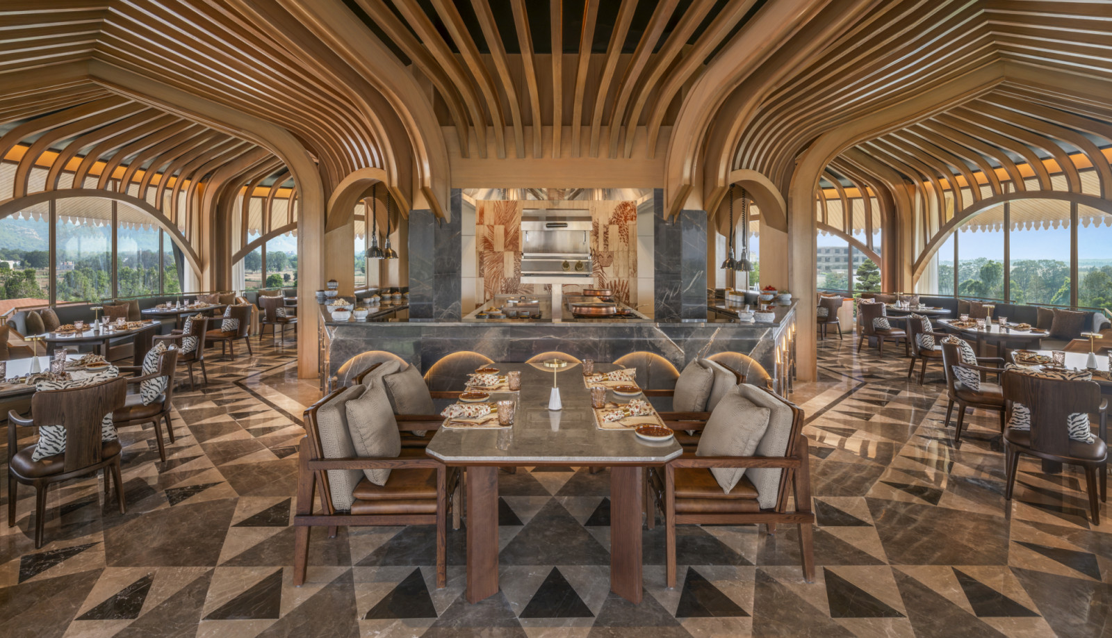 Skyloft restaurant (Photo: courtesy of JW Marriott Ranthambore)